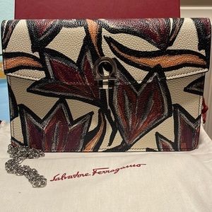Hip length purse